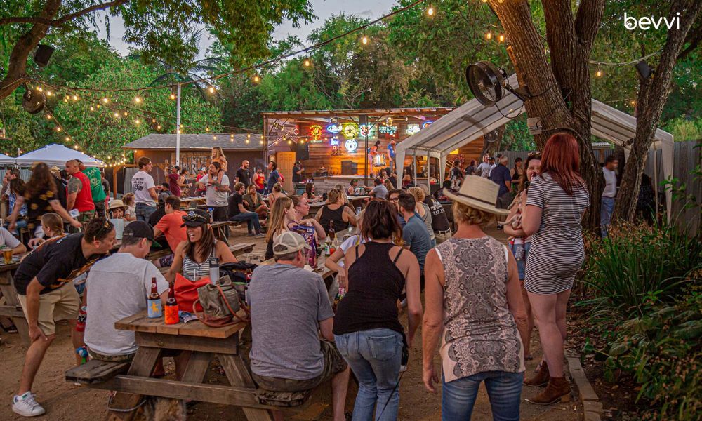 Your Guide to Drinking in Austin